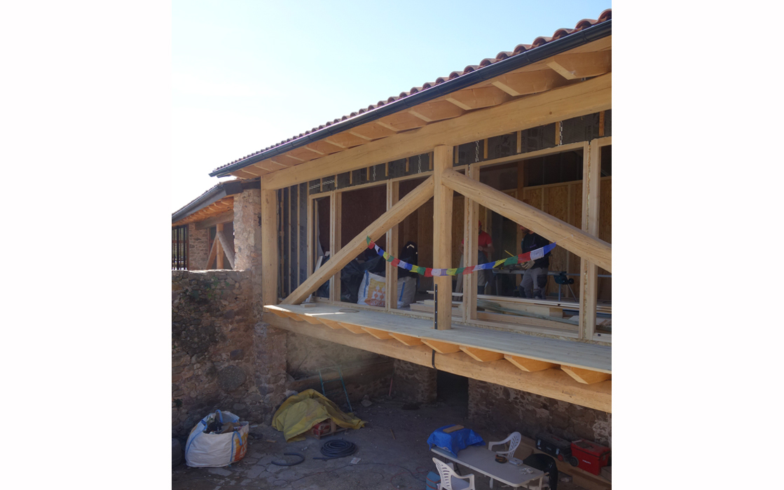 Casa en era existent a la Pobleta de Bellveí