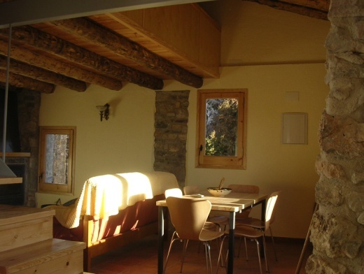 Habitatge en antic galliner a Montcortès