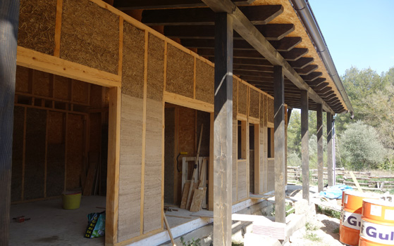 Reconstrucció de Mas la Llum, allotjament rural