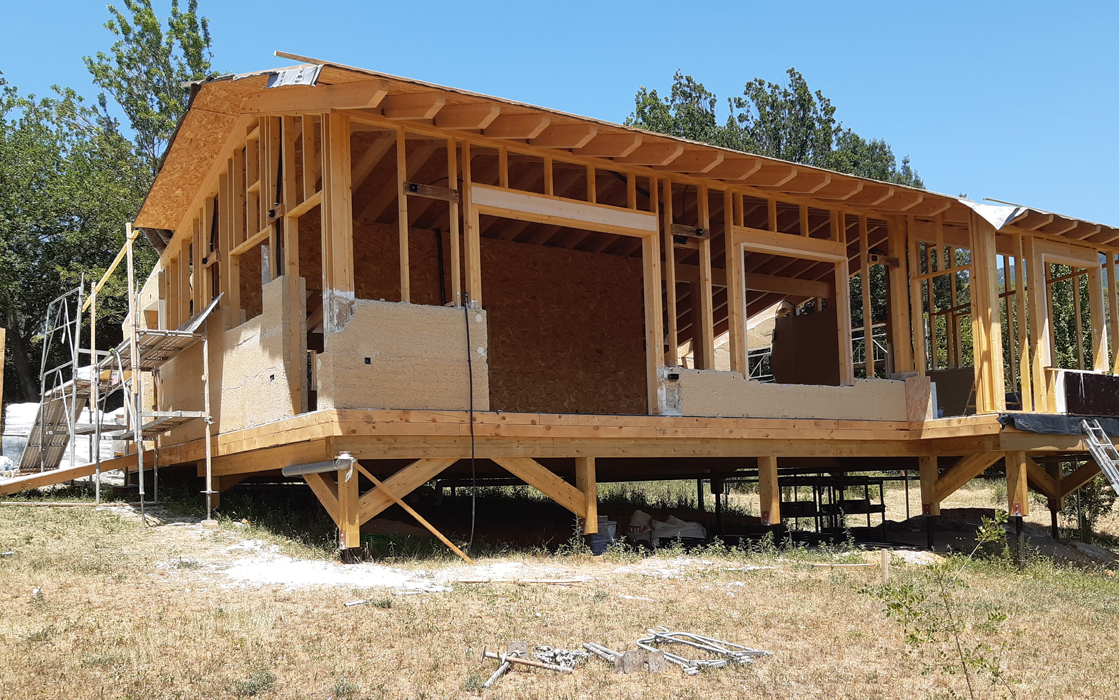 Habitatge Energia+ a Sales de Llierca