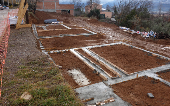 Dos habitatges a Talarn