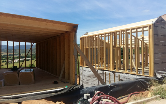 Dos habitatges a Talarn