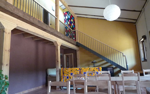 Allotjament rural amb estructura i palla