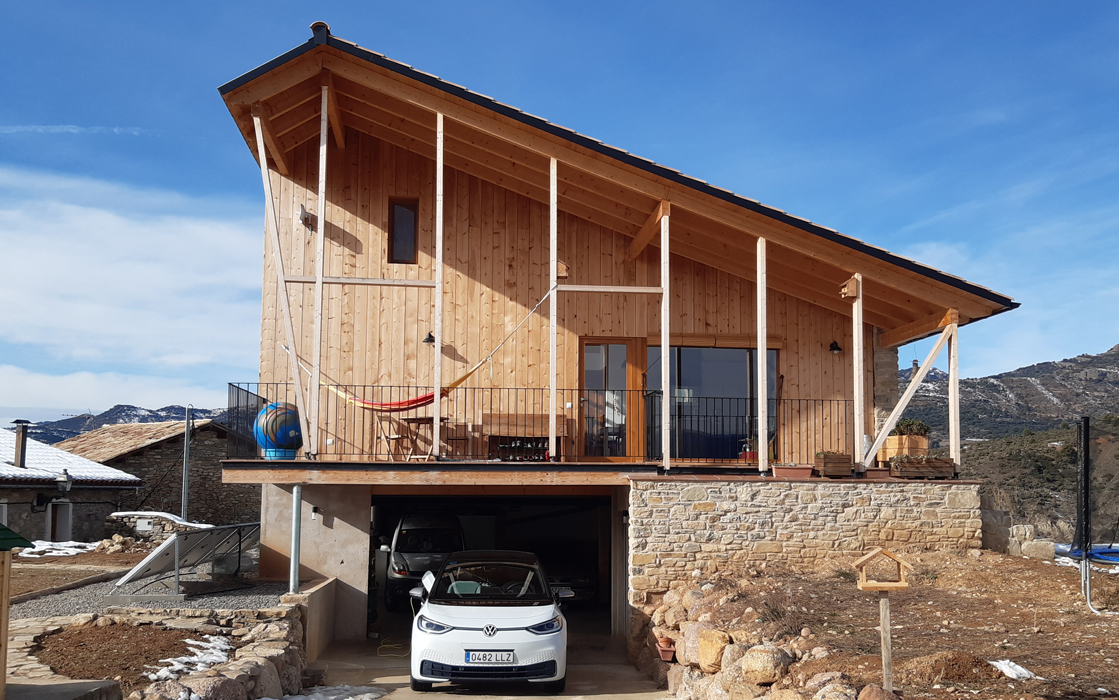 Habitatge a Torallola